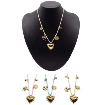 Collana girocollo in corda con ciondoli assortiti