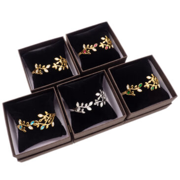 Bracciale rigido in acciaio con fantasia ramificata