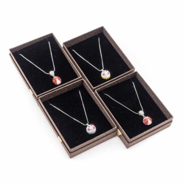 Collana girocollo centrale smile o coccinella 2 Collana girocollo centrale smile o coccinella Collana girocollo centrale smile o coccinella