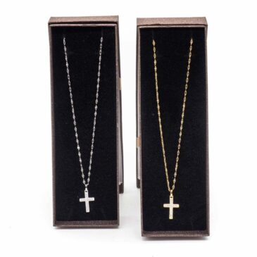 Collana girocollo catena sottile acciaio centrale croce piccolina 17 Collana girocollo catena sottile acciaio centrale croce piccolina Collana girocollo catena sottile acciaio centrale croce piccolina