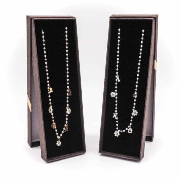 Collana girocollo acciaio con pendenti vari 5 Collana girocollo acciaio con pendenti vari Collana girocollo acciaio con pendenti vari