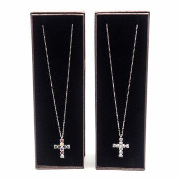 Collana acciaio girocollo con centrale croce zirconi a cuore 19 Collana acciaio girocollo con centrale croce zirconi a cuore Collana acciaio girocollo con centrale croce zirconi a cuore