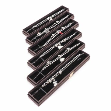 Bracciale doppio acciaio catena e perline con inserto centrale 12 Bracciale doppio acciaio catena e perline con inserto centrale Bracciale doppio acciaio catena e perline con inserto centrale