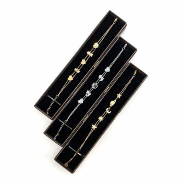 Bracciale doppio acciaio catena sottile soggetti vari oro/acciaio 14 Bracciale doppio acciaio catena sottile soggetti vari oro/acciaio Bracciale doppio acciaio catena sottile soggetti vari oro/acciaio