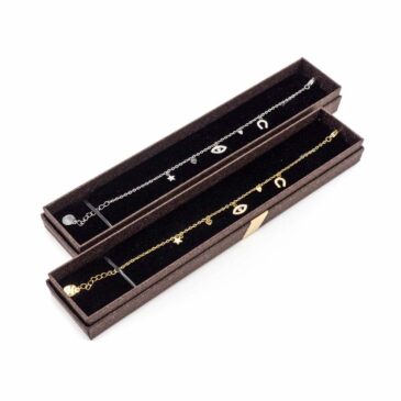 Bracciale acciaio morbido catenina con pendentini misti 7 Bracciale acciaio morbido catenina con pendentini misti Bracciale acciaio morbido catenina con pendentini misti