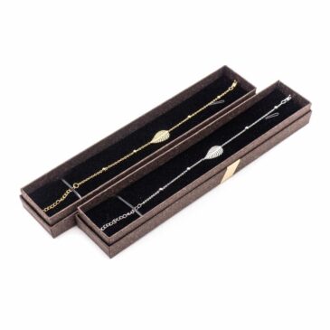 Bracciale acciaio morbido catenina con foglia orizzontale 18 Bracciale acciaio morbido catenina con foglia orizzontale Bracciale acciaio morbido catenina con foglia orizzontale