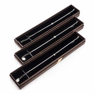 Bracciale acciaio morbido catenina zirconcini centrale vario 8 Bracciale acciaio morbido catenina zirconcini centrale vario Bracciale acciaio morbido catenina zirconcini centrale vario