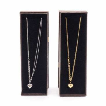 Set n° 2 collane donna in acciaio catena con ciondolo a cuore 5 Set n° 2 collane donna in acciaio catena con ciondolo a cuore Set n° 2 collane donna in acciaio catena con ciondolo a cuore