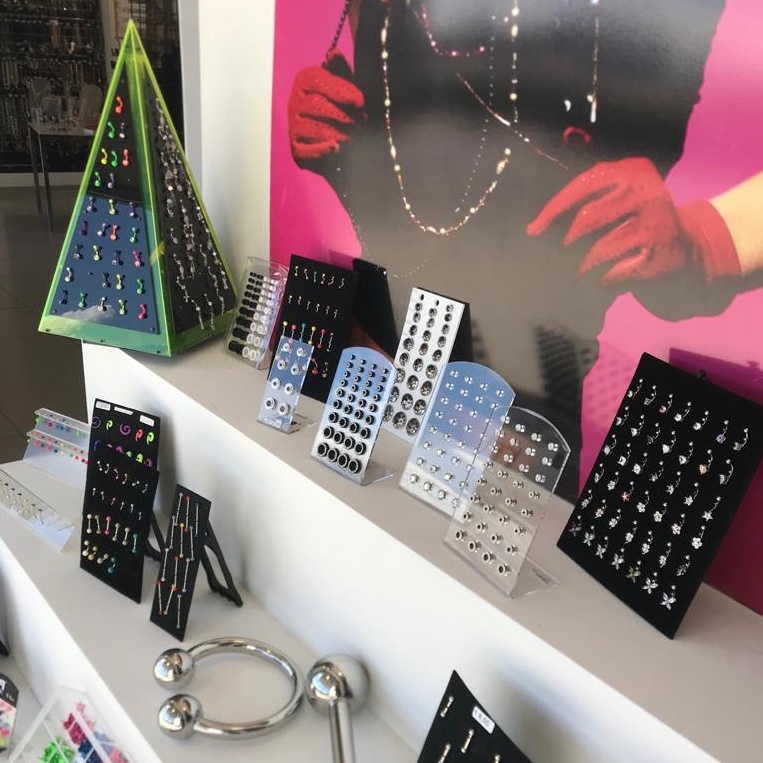 Esposizione piercings